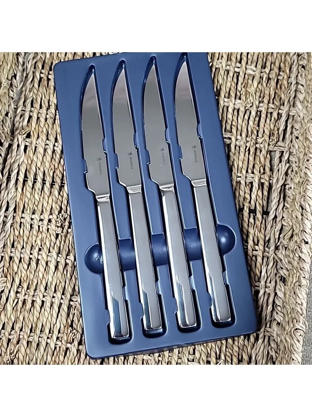 Henckels steak knife 4 piece set nwt new with tags